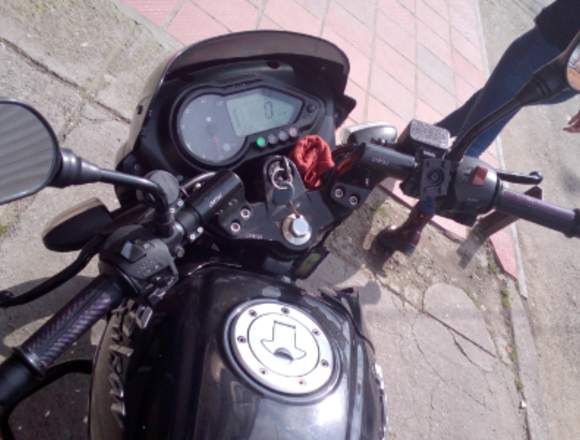 Vendo moto pulsar 180gt en buen estado