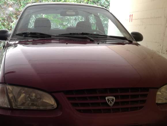 Vendo impecable Kia Avella 1.5 Rojo Perla.