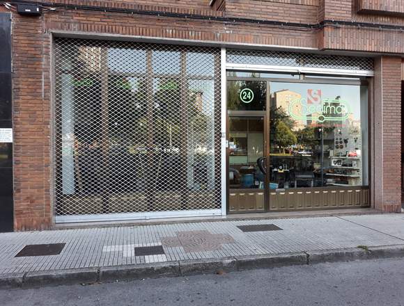 ¡OPORTUNIDAD! LOCAL COMERCIAL 150 M ZONA LAVIADA