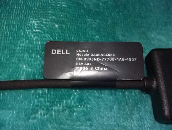 Adaptador de la marca Dell - HDMI a VGA - 9XJND