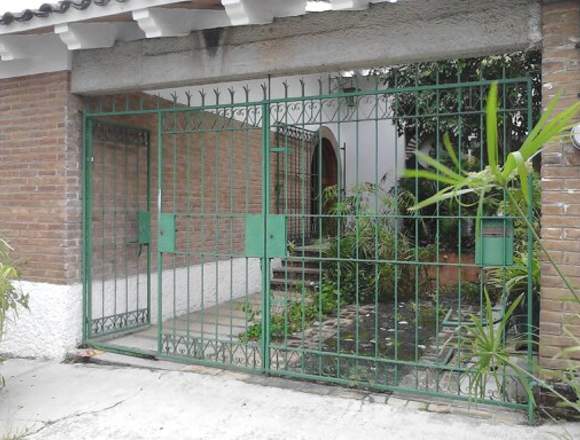 SE VENDE EXCELENTE CASA