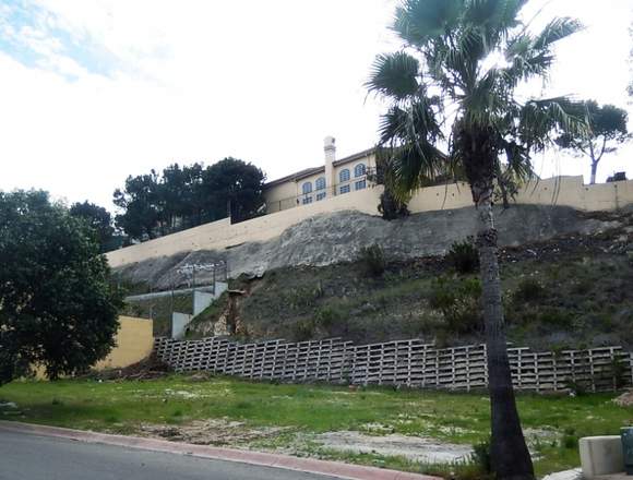 Se vende terreno en Hacienda Agua Caliente