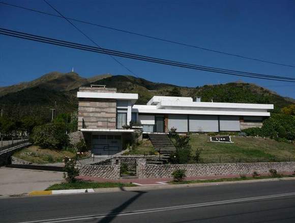 VENDO O PERMUTO GRAN CHALET AMERICANO