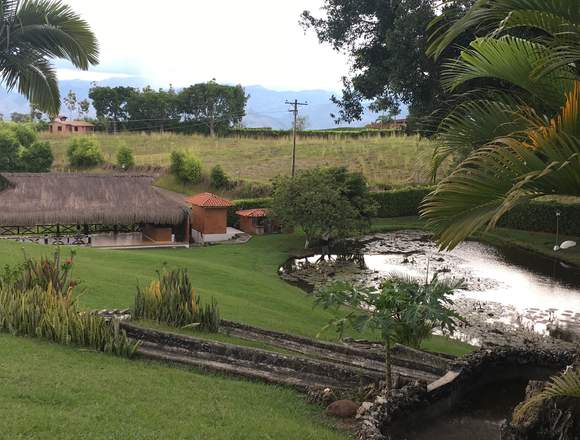 Hermosa Finca Con Espectaculares Zonas Verdes