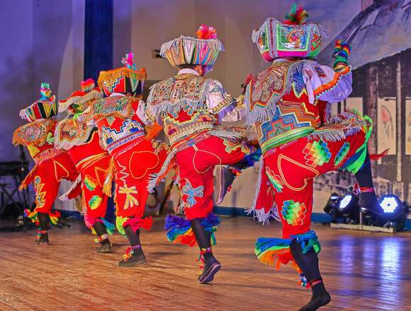 DANZANTES DE TIJERAS YAWAR CHICCHI