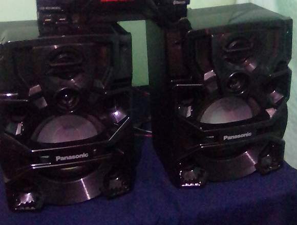 Equipo de sonido panasonic 2000 w rms