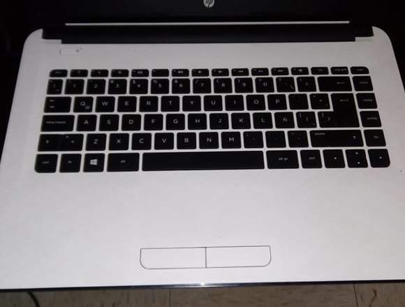 LAPTOP HP 14af116la BLANCA