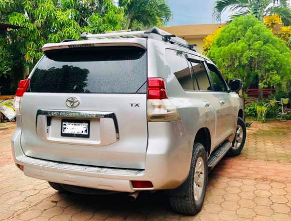 Vendo TOYOTA Diesel LAND CRUISER PRADO TX 2010