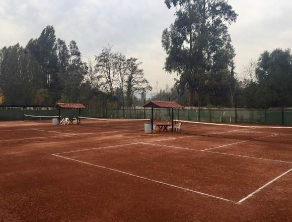 ARRIENDO DE CANCHAS DE TENIS DE ARCILLA