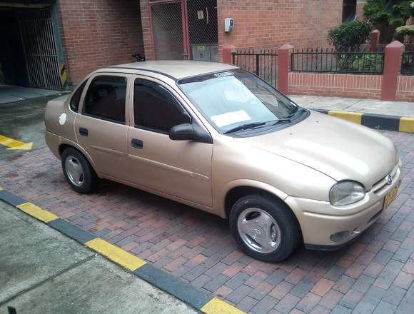 Se vende Chevrolet Corsa GLS  Modelo 1999