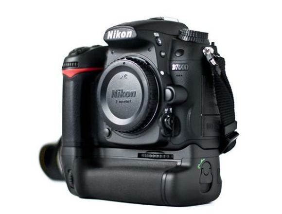 Nikon D7000 - Solo Cuerpo