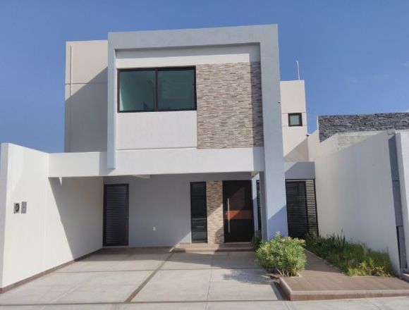 Casa Nueva en Lomas de La Rioja a  $2,100,000 