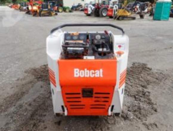 2014   BOBCAT   MT52