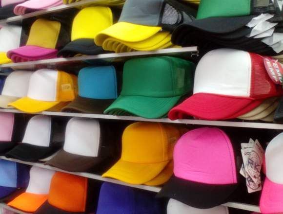 GORRAS EN MALLA TIPO TRUCKER