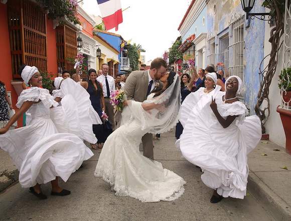 ORGANIZADORA DE BODAS Y EVENTOS