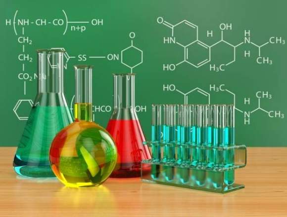 Se realiza trabajos de matematicas y quimia