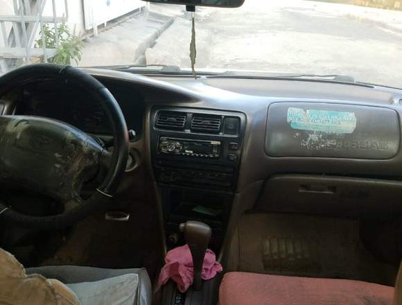 Vendo toyota corolla 