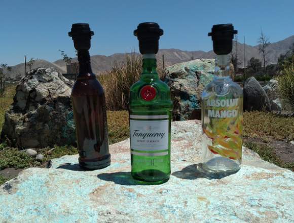 LAMPARAS CON BOTELLAS DE VIDRIO RECICLADAS