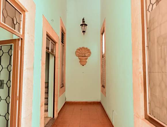 VENTA DE CASONA ANTIGUA DE LUJO CENTRO DE MORELIA