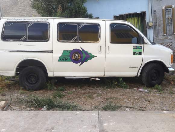 CHEVROLET EXPRESS 2001