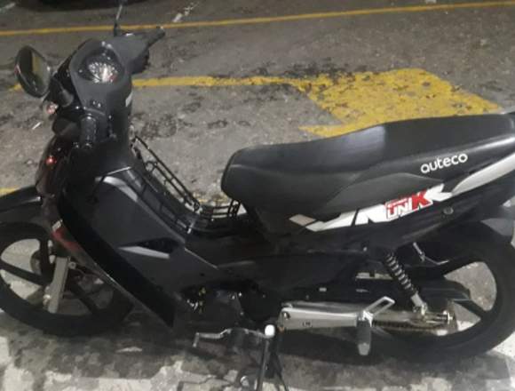 Se vende moto unik modelo 2019