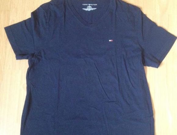 Polera Tommy Hilfiger Color Negro