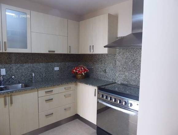 VENDO  APARTAMENTO EN COSTA DEL ESTE 210 cw 