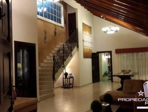 HERMOSA CASA CON EXCELENTE PRECIO!!!