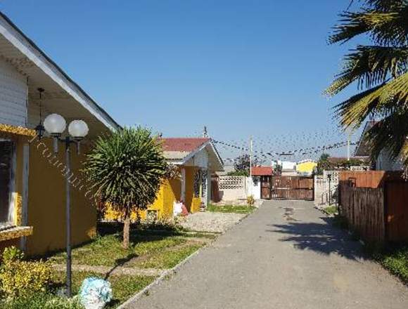 Venta de casa en condominio