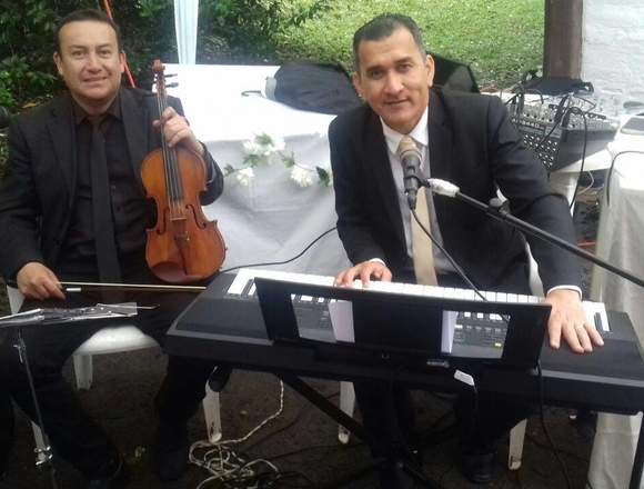 VIOLINISTA Y PIANISTA  PARA BODAS/BUFET/COCTELES 