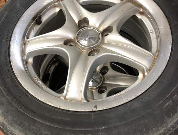  4 ruedas bridgestone con aro de 14 pulgadas