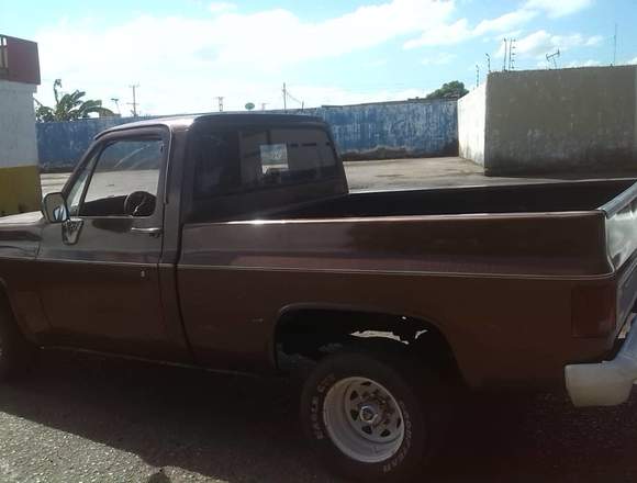 CAMIONETA CHEVROLET C10 AÑO 77