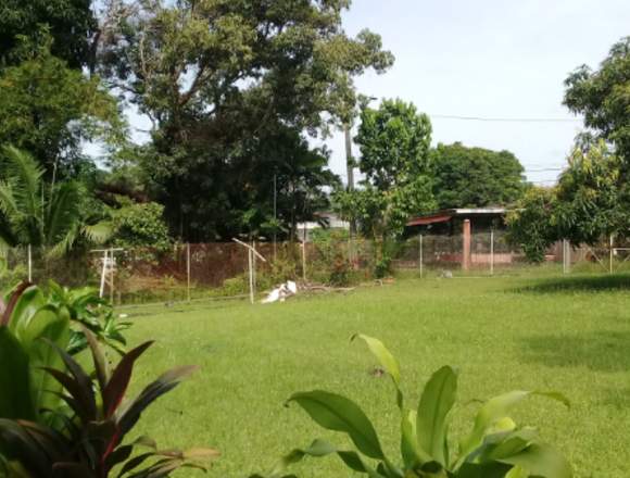 SE VENDE CASA EN VILLA ZAITA 900M2 DE TERRENO 