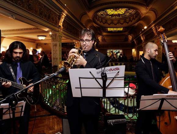 Espacio Dudik. Clases de Música