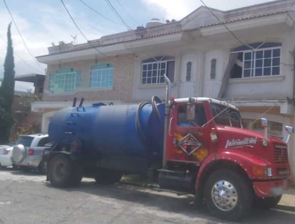 AGUA EN CAMIONES CISTERNA AL INSTANTE