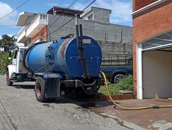 VENTA DE AGUA 100% POTABLE EN CAMIONES CISTERNA