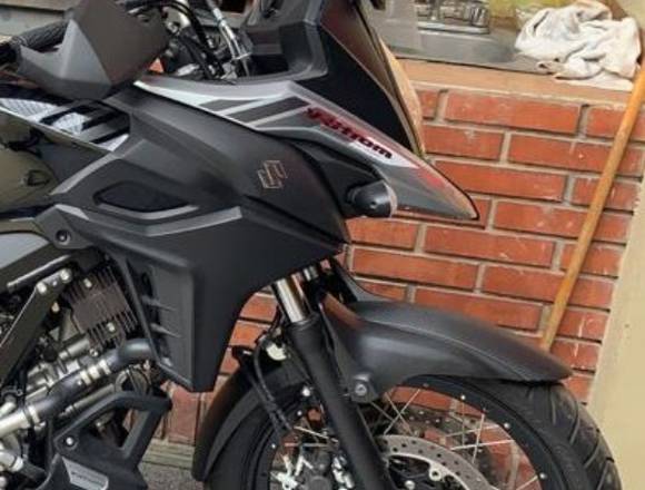 SUZUKI V-STROM 650cc