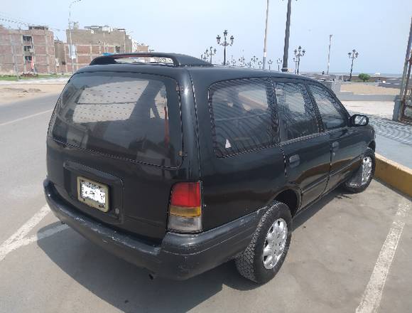 Venta ocasión Nissan station wagon AD 97 Dual GLP