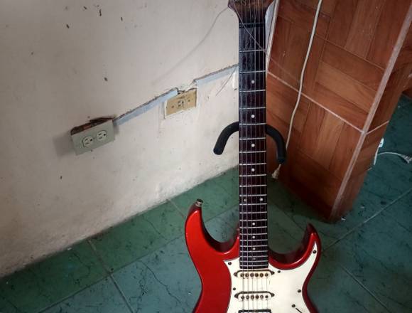 SE VENDE GUITARRA ELECTRICA IBANEZ G10