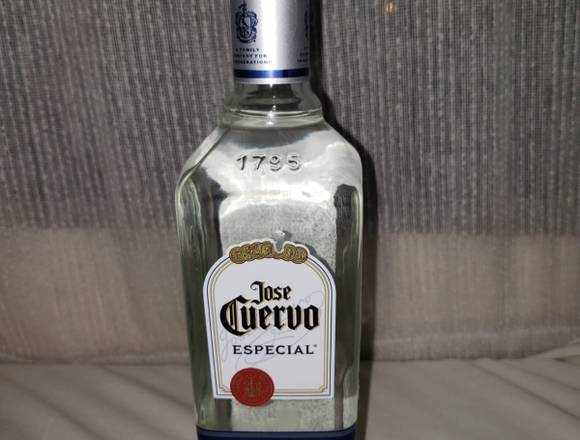 Tequila Jose Cuervo Especial