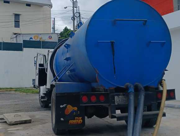 VENTA DE AGUA EN CAMIONES CISTERNA