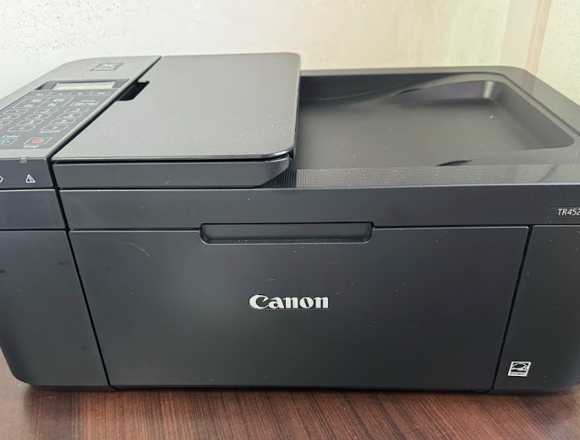 Impresora Canon, blanco y negro y a color