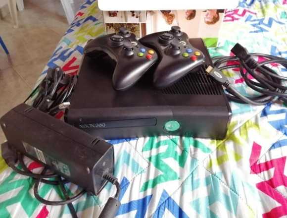 Consola   Xbox 360 slim