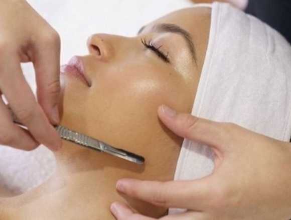 Dermaplaning en Salones Carolinas: 