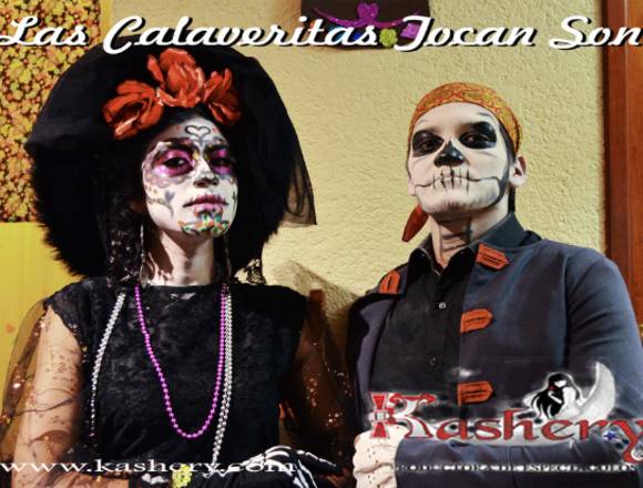 CALAVERITAS TOCAN SON PARA EVENTOS