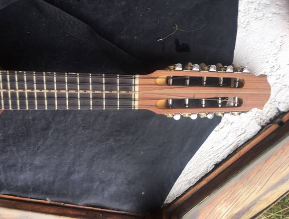 Charango Electroacústico Luthier Tony Alacia