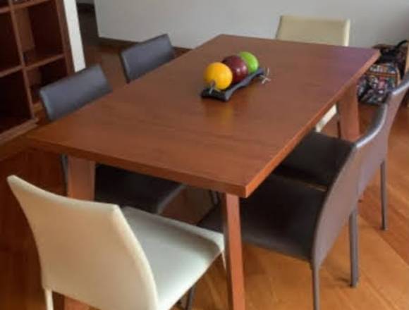 Mesa Comedor usado, en perfecto estado.