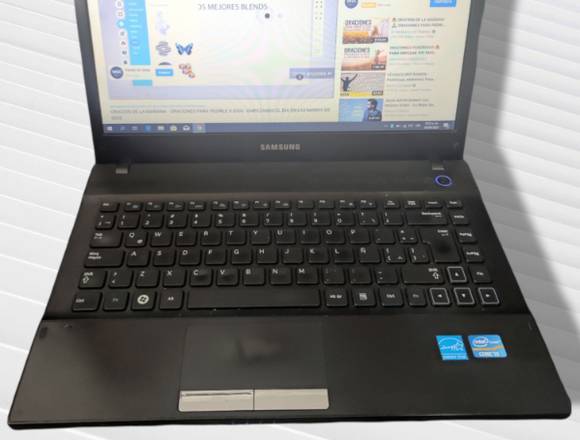 Portátil core i3  Samsung con 4 RAM  WINDOWS 10