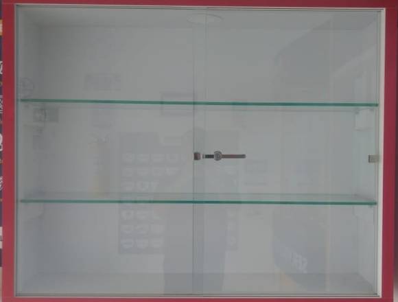 Vitrina de pared en MDF con vidrio y llave