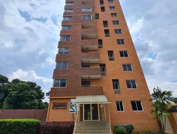  Vende  Apartamento. Amueblado Res Zarabanda . 